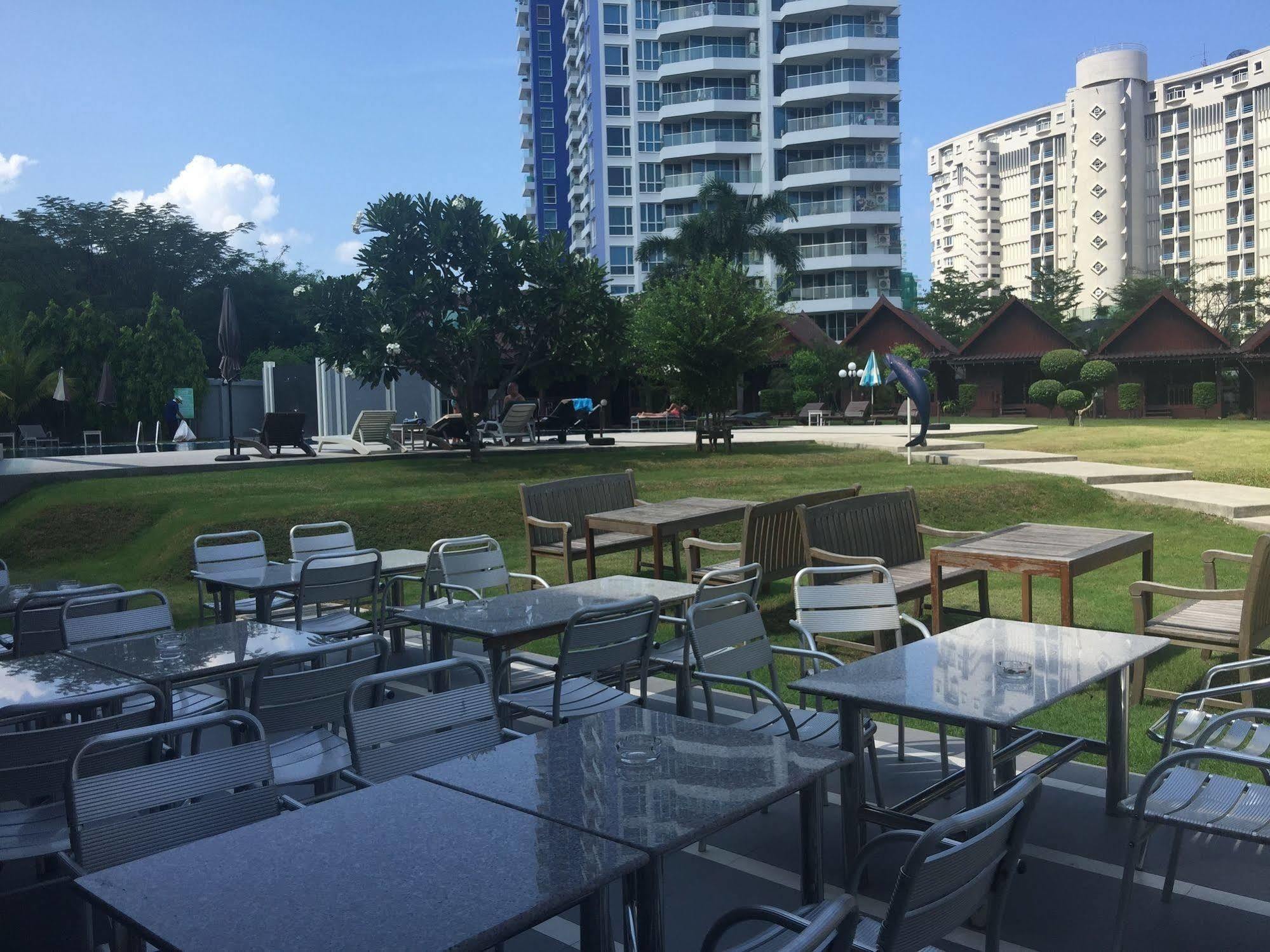 Marsi Pattaya Exterior foto